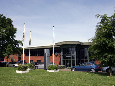 �t�H�[�X�C���f�B�A�̃t�@�N�g���[